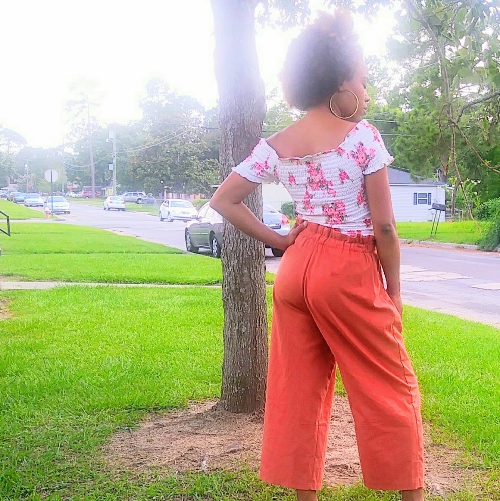 Womens Crop Pants - Picture 3 of 5